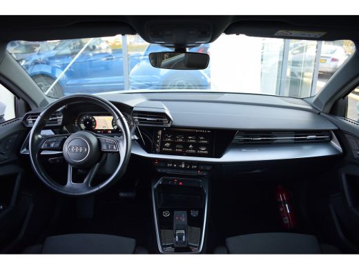 Audi A3 Sportback 35 TFSI S edition | 2x S-Line | Virtual | Stoelverwarming | Climate ActivLease financial lease