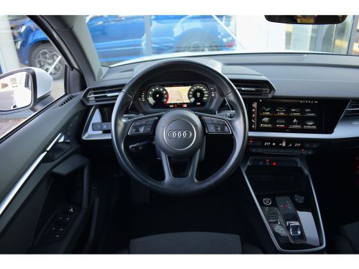 Audi A3 Sportback 35 TFSI S edition | 2x S-Line | Virtual | Stoelverwarming | Climate ActivLease financial lease