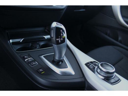 BMW 1-serie 118i F20 Facelift Corporate Lease Executive | Automaat | LED | NL auto | PDC | Navi | Sportstuur | Cruise control | Climate control | Bluetooth | ➡️ ActivLease financial lease