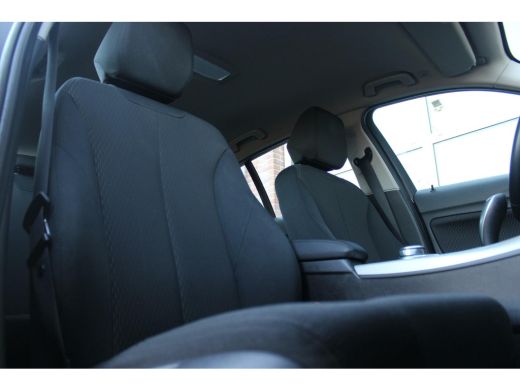 BMW 1-serie 118i F20 Facelift Corporate Lease Executive | Automaat | LED | NL auto | PDC | Navi | Sportstuur | Cruise control | Climate control | Bluetooth | ➡️ ActivLease financial lease