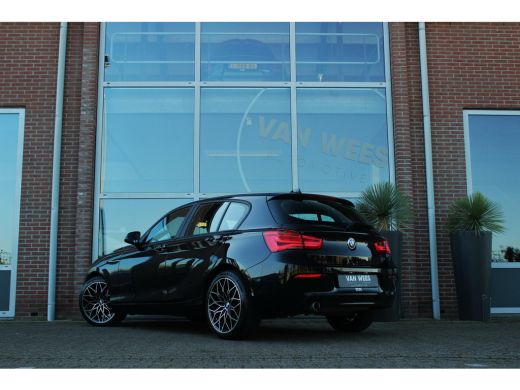 BMW 1-serie 118i F20 Facelift Corporate Lease Executive | Automaat | LED | NL auto | PDC | Navi | Sportstuur | Cruise control | Climate control | Bluetooth | ➡️ ActivLease financial lease
