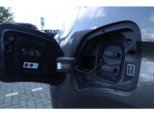 Fiat E-Scudo L2H1 SX 75 kWh | Airco | Cruise control | Navigatiesysteem full map ActivLease financial lease