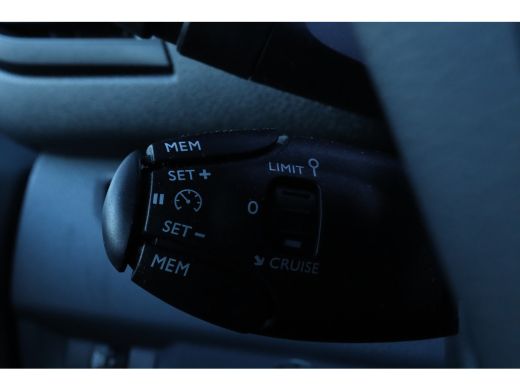 Fiat E-Scudo L2H1 SX 75 kWh | Airco | Cruise control | Navigatiesysteem full map ActivLease financial lease