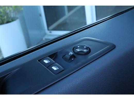 Fiat E-Scudo L2H1 SX 75 kWh | Airco | Cruise control | Navigatiesysteem full map ActivLease financial lease