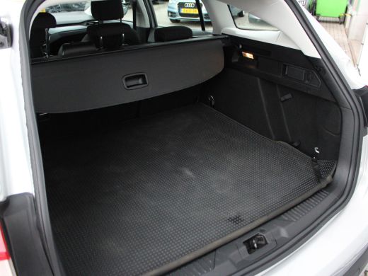 Ford FOCUS Wagon 1.5 EcoBoost Active Business NL AUTO | CAMERA | TREKHAAK | STUURWIEL VERW | ActivLease financial lease