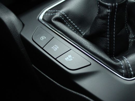 Ford FOCUS Wagon 1.5 EcoBoost Active Business NL AUTO | CAMERA | TREKHAAK | STUURWIEL VERW | ActivLease financial lease