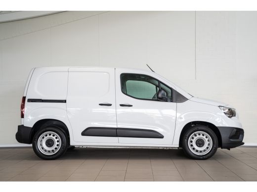 Opel Combo 1.5D L1H1 102PK Edition | Navigatie | Parkeersensoren | Apple Carplay & Android Auto | ActivLease financial lease