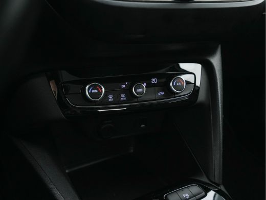 Opel CORSA-E Elegance 50 kWh [ 3-Fase ] (INCL-BTW) Aut. *FULL-LED | DIGI-COCKPIT | LEATHER-MICROFIBRE | CARPLA... ActivLease financial lease