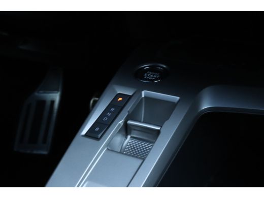 Peugeot e-308 SW Peugeot GT EV 54 kWh | ACC | 360' Camera | AGR | Massage | Elektr. klep | Carplay | Stuurverwarmi... ActivLease financial lease