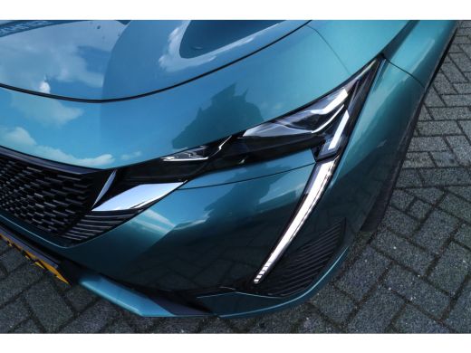Peugeot e-308 SW Peugeot GT EV 54 kWh | ACC | 360' Camera | AGR | Massage | Elektr. klep | Carplay | Stuurverwarmi... ActivLease financial lease