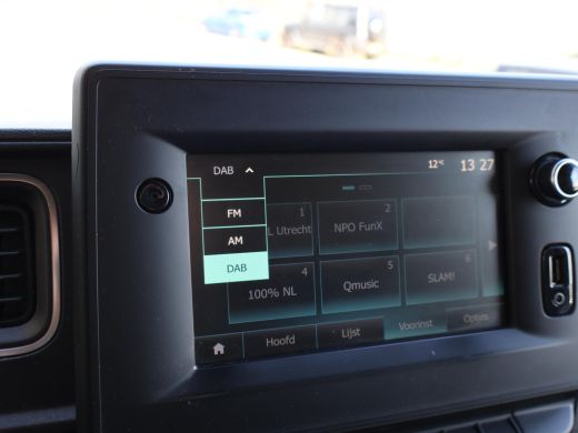 Renault Master T35 2.3 DCI 150 PK L2H2 WORK EDITION + APPLE CARPLAY | CAMERA | TREKHAAK ActivLease financial lease