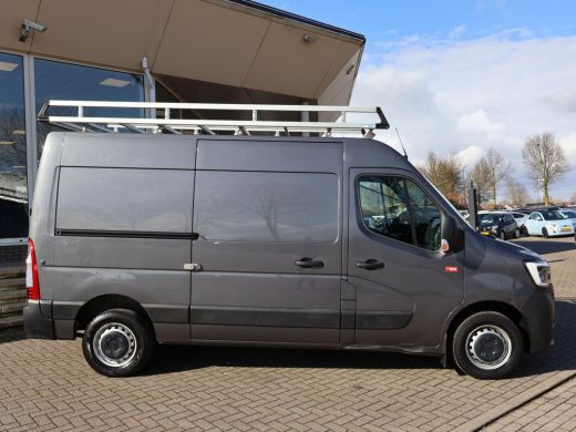 Renault Master T35 2.3 DCI 150 PK L2H2 WORK EDITION + APPLE CARPLAY | CAMERA | TREKHAAK ActivLease financial lease