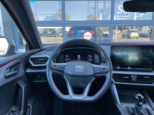 Seat Leon Sportstourer 1.5 TSI 150 pk FR Launch Edition | Trekhaak uitklapbaar | Dodehoek detectie | Navigatie | ActivLease financial lease