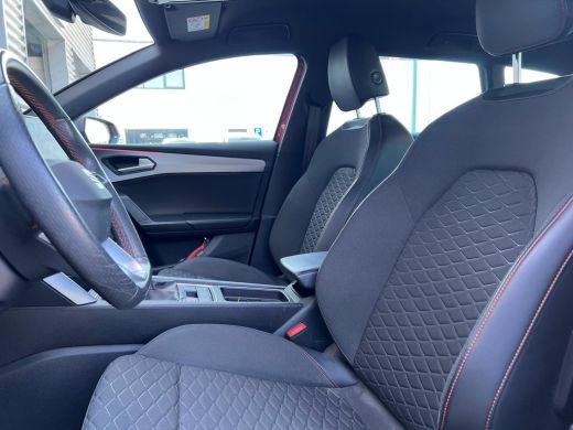 Seat Leon Sportstourer 1.5 TSI 150 pk FR Launch Edition | Trekhaak uitklapbaar | Dodehoek detectie | Navigatie | ActivLease financial lease