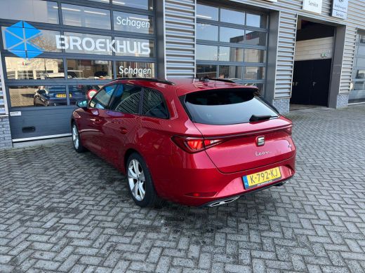 Seat Leon Sportstourer 1.5 TSI 150 pk FR Launch Edition | Trekhaak uitklapbaar | Dodehoek detectie | Navigatie | ActivLease financial lease