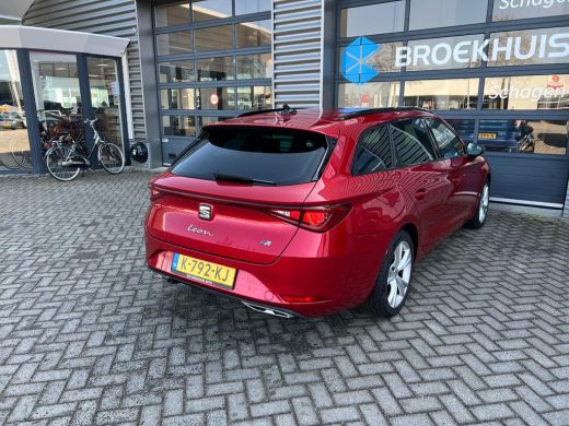 Seat Leon Sportstourer 1.5 TSI 150 pk FR Launch Edition | Trekhaak uitklapbaar | Dodehoek detectie | Navigatie | ActivLease financial lease
