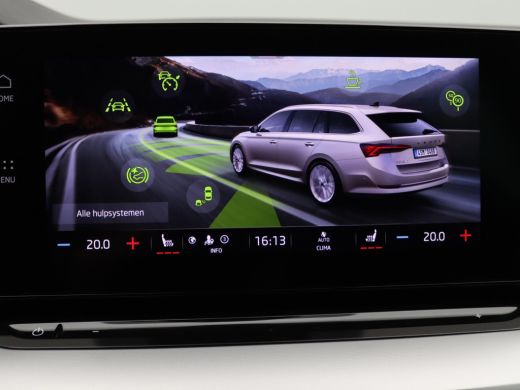 Skoda Octavia Combi 1.4 TSI iV PHEV Business Edition 204PK DSG Trekhaak, full led, adaptive cruise, side assist... ActivLease financial lease