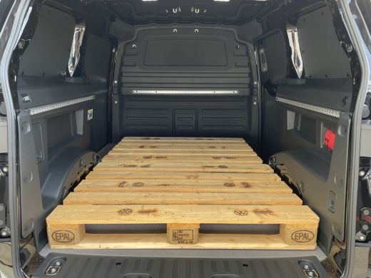 Volkswagen ID. Buzz Cargo Cargo Bulli edition 286PK RWD ActivLease financial lease