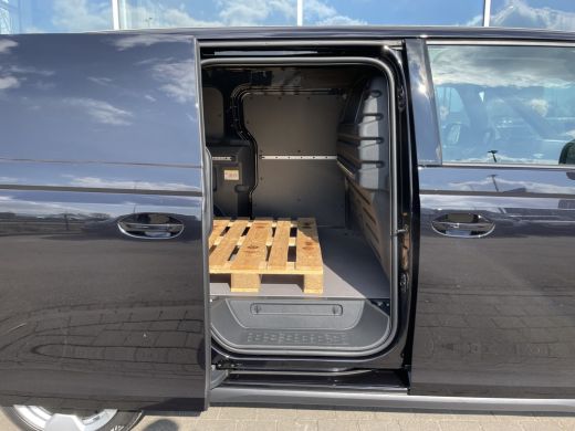 Volkswagen ID. Buzz Cargo Cargo Bulli edition 286PK RWD ActivLease financial lease