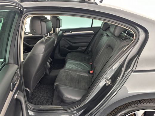 Volkswagen Passat 1.4 TSI GTE Connected Series Executive-Plus-Pack (INCL-BTW) *PANO | FULL-LED | ADAPT-CRUISE | LEA... ActivLease financial lease