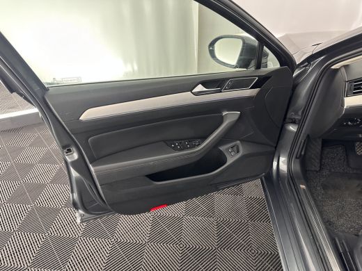 Volkswagen Passat 1.4 TSI GTE Connected Series Executive-Plus-Pack (INCL-BTW) *PANO | FULL-LED | ADAPT-CRUISE | LEA... ActivLease financial lease