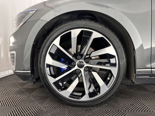 Volkswagen Passat 1.4 TSI GTE Connected Series Executive-Plus-Pack (INCL-BTW) *PANO | FULL-LED | ADAPT-CRUISE | LEA... ActivLease financial lease