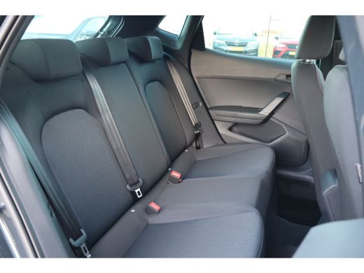 Seat Ibiza 1.0 EcoTSI 95 5MT FR | 17 inch lichtmetalen velgen, (7J x 17) | Airconditioning automatisch met 2... ActivLease financial lease