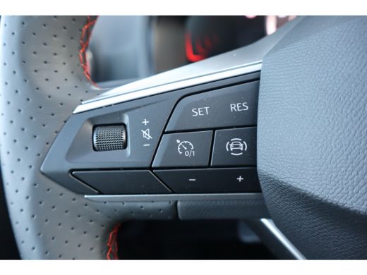 Seat Ibiza 1.0 EcoTSI 95 5MT FR | 17 inch lichtmetalen velgen, (7J x 17) | Airconditioning automatisch met 2... ActivLease financial lease