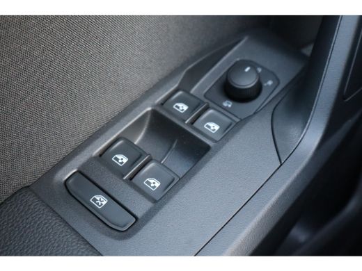 Seat Ibiza 1.0 EcoTSI 95 5MT FR | 17 inch lichtmetalen velgen, (7J x 17) | Airconditioning automatisch met 2... ActivLease financial lease