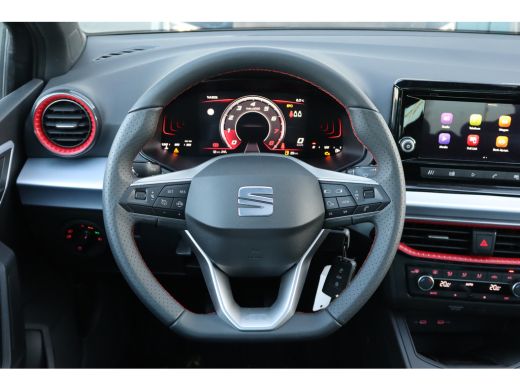 Seat Ibiza 1.0 EcoTSI 95 5MT FR | 17 inch lichtmetalen velgen, (7J x 17) | Airconditioning automatisch met 2... ActivLease financial lease