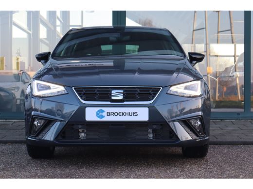 Seat Ibiza 1.0 EcoTSI 95 5MT FR | 17 inch lichtmetalen velgen, (7J x 17) | Airconditioning automatisch met 2... ActivLease financial lease