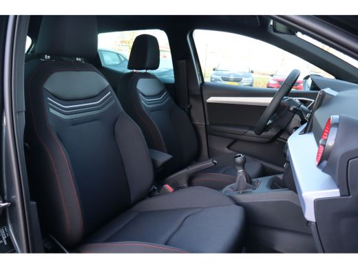 Seat Ibiza 1.0 EcoTSI 95 5MT FR | 17 inch lichtmetalen velgen, (7J x 17) | Airconditioning automatisch met 2... ActivLease financial lease