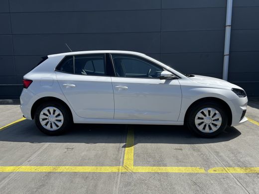 Skoda Fabia 1.0 TSI 110 7DSG Ambition | Airconditioning | Chromen grille | Cruise control met speedlimiter ActivLease financial lease
