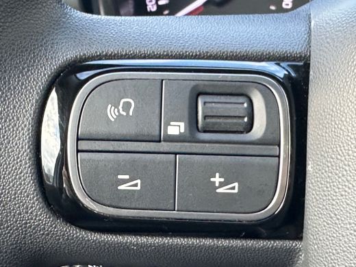 Citroën C3 1.2 PureTech C-Series Stoelverwarming | Navi | App connect ActivLease financial lease