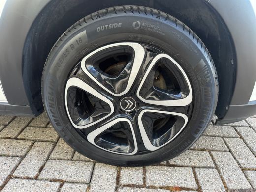 Citroën C3 1.2 PureTech C-Series Stoelverwarming | Navi | App connect ActivLease financial lease