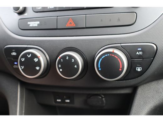 Hyundai i10 1.0i Comfort Airco / Cruise Control / Bluetooth ActivLease financial lease