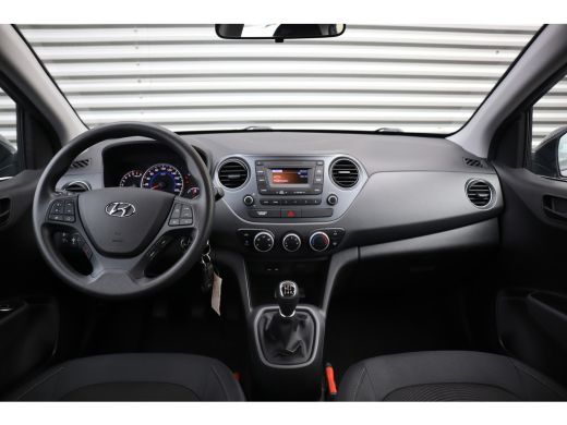 Hyundai i10 1.0i Comfort Airco / Cruise Control / Bluetooth ActivLease financial lease