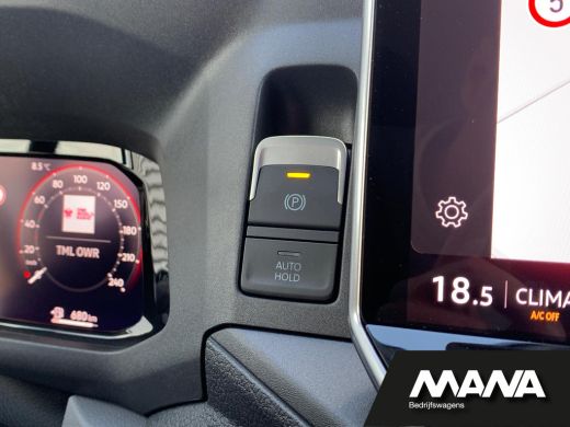 MAN TGE 3.180 177PK Automaat L3H3 Navi Sensoren Climatronic LED ACC Leder/Verwarmde-Stuur/Massagestoel Ca... ActivLease financial lease