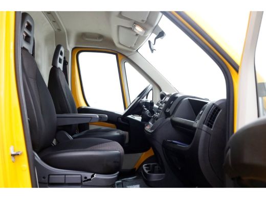 Peugeot Boxer 335 2.0 BlueHDI 130pk E6 L2H2 Premium Airco/Navi/2x Schuifdeur 06-2018 ActivLease financial lease