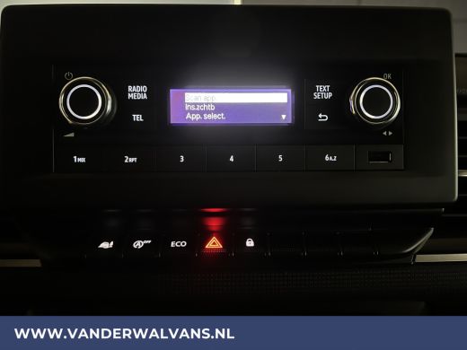 Renault Trafic 2.0 dCi 131pk L2H1 Euro6 Airco | LED | Cruisecontrol | 2500kg Trekhaak Bijrijdersbank ActivLease financial lease
