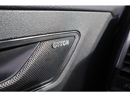 Skoda Karoq 1.5 TSI Sportline Business Digital Dash / Canton / 19inch / Trekhaak / Stoelverwarming / ActivLease financial lease
