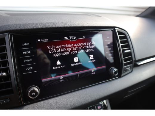 Skoda Karoq 1.5 TSI Sportline Business Digital Dash / Canton / 19inch / Trekhaak / Stoelverwarming / ActivLease financial lease