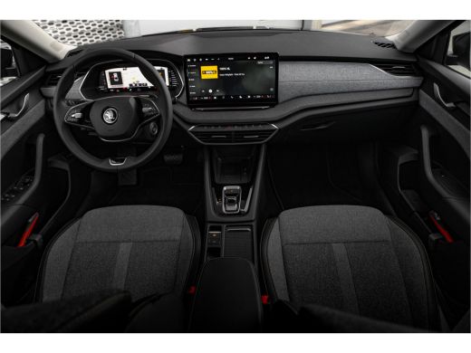 Skoda Octavia 1.5 TSI MHEV First Edition | Camera | 18 inch | Adapt. Cruise | Keyless | Elek. achterklep | Navi | ActivLease financial lease