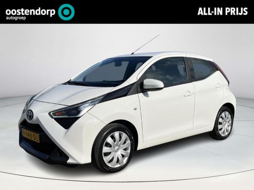 Toyota Aygo 1.0 VVT-i x-play limited | Carplay | Parkeercamera | Airconditioning | Elektrische buitenspiegels |