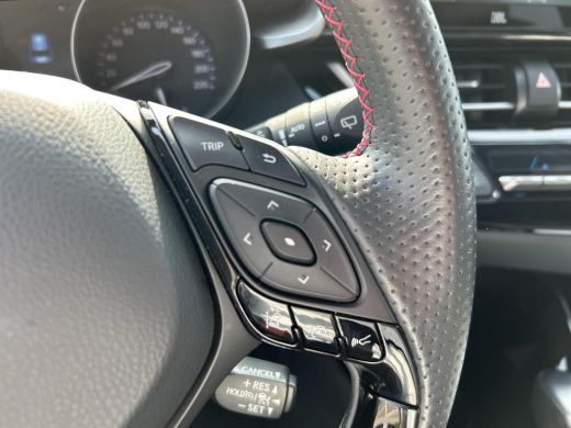 Toyota C-HR 2.0 Hybrid GR-Sport ActivLease financial lease