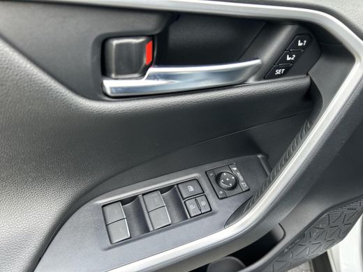 Toyota RAV4 2.5 Hybrid AWD Executive (Climate seats - Panoramadak) ActivLease financial lease
