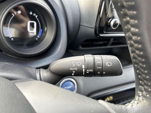 Toyota Yaris 1.5 Hybrid Dynamic **KEYLESS/ ADAPTIEF CRUISE CONTROL/ 36 MAANDEN GARANTIE** ActivLease financial lease