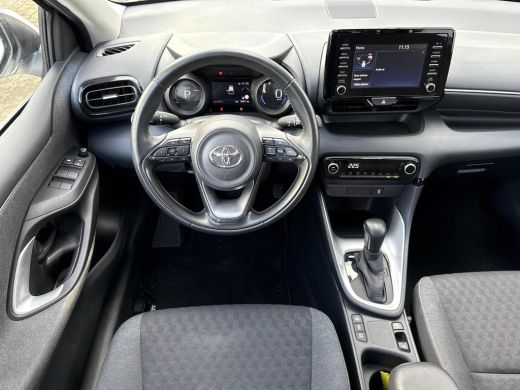 Toyota Yaris 1.5 Hybrid Dynamic **KEYLESS/ ADAPTIEF CRUISE CONTROL/ 36 MAANDEN GARANTIE** ActivLease financial lease