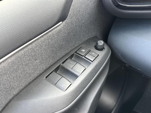 Toyota Yaris 1.5 Hybrid Dynamic **KEYLESS/ ADAPTIEF CRUISE CONTROL/ 36 MAANDEN GARANTIE** ActivLease financial lease