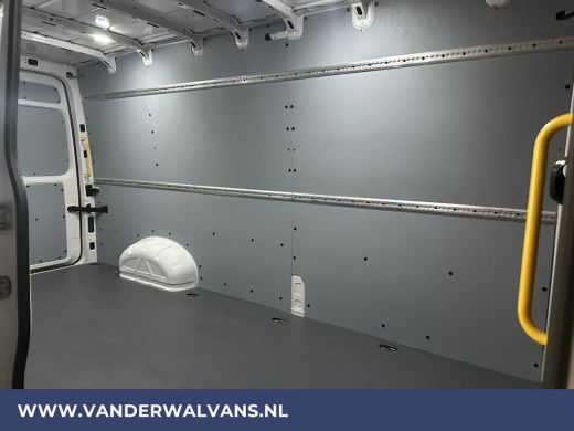 Volkswagen Crafter 2.0 TDI 141pk L4H3 L3H2 Euro6 Airco | Camera | Apple Carplay | Android Auto | Parkeersensoren Bij... ActivLease financial lease